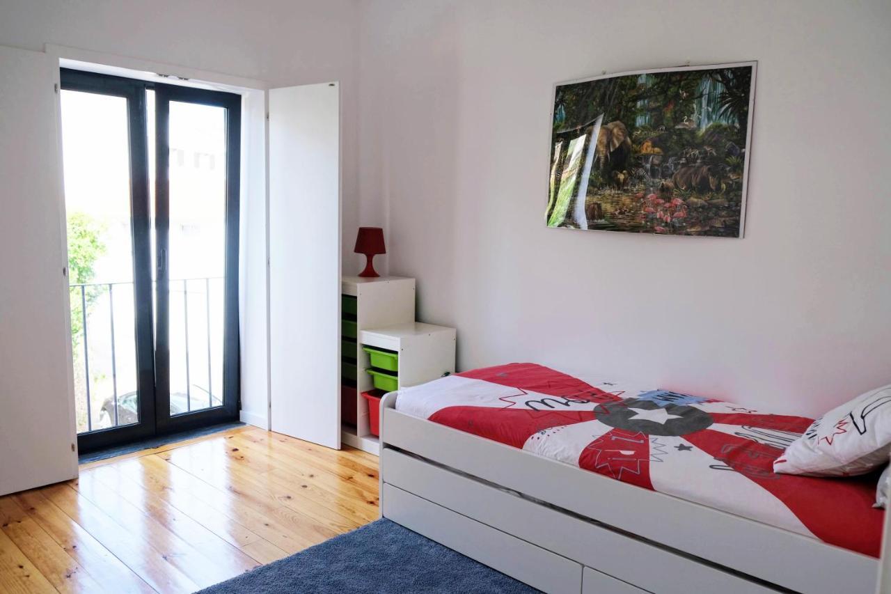 Casa Da Ribeira Guesthouse Cha de Alvares Exteriör bild